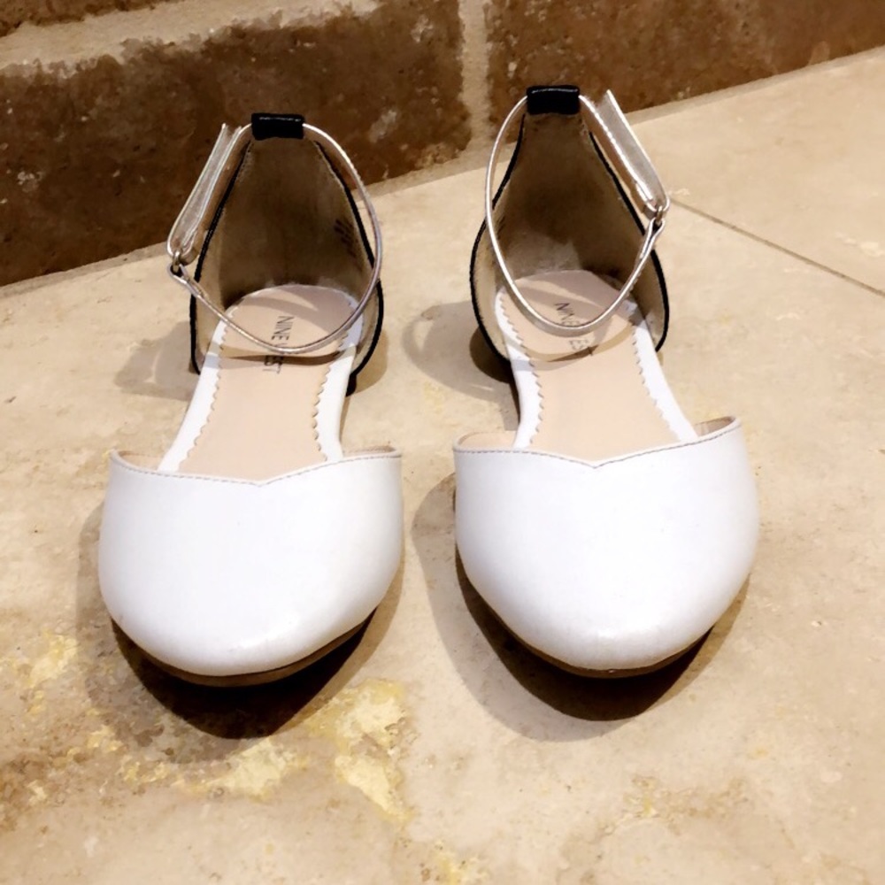 Nine West, black & white dress shoes